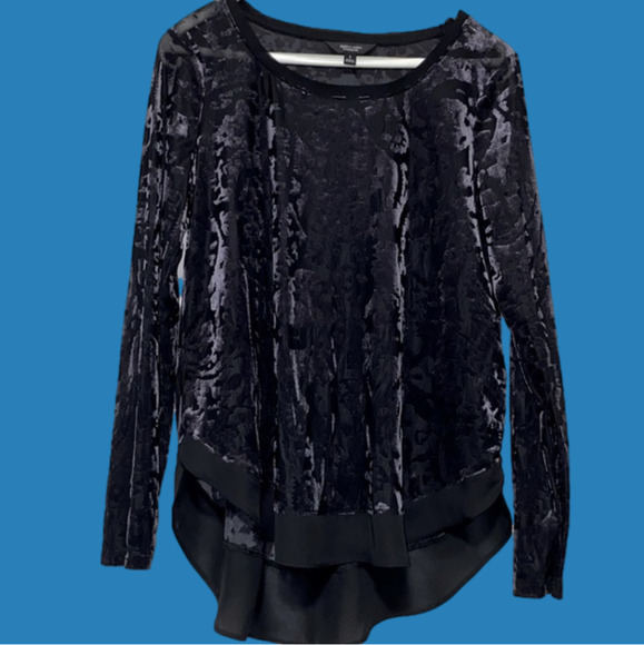 Women's Simply Vera Vera Wang Velvet Burnout Top
by Simply Vera Vera Wang - Picture 1 of 9